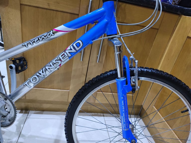 Women's bike fully working 