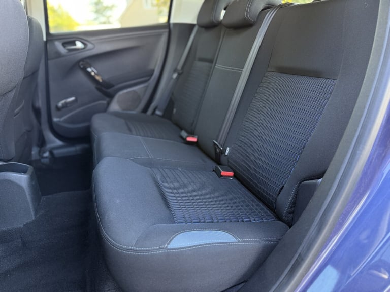 PEUGEOT 208 1.6 e-HDi Allure 2014