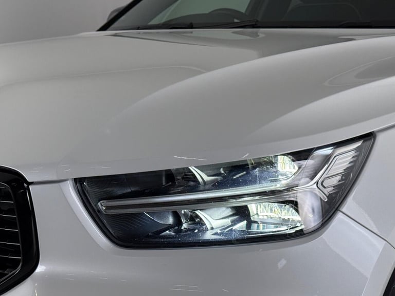 2021 Volvo XC40 1.5h T5 Twin Engine Recharge 10.7kWh R-Design Auto Euro 6 (s/s) 5dr ESTATE PETROL...
