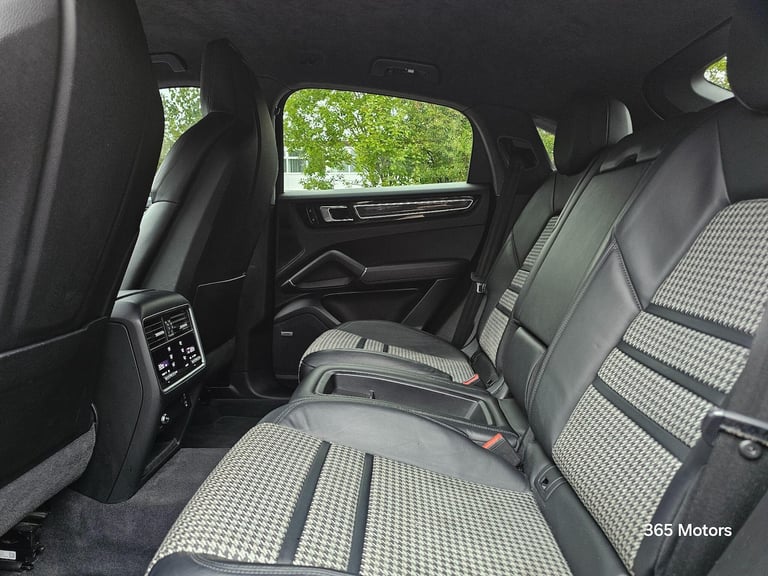 2019 Porsche Cayenne 3.0 V6 E-Hybrid 14.1kWh TiptronicS 4WD Euro 6 (s/s) 5dr (3.6kW Charger) ESTA...