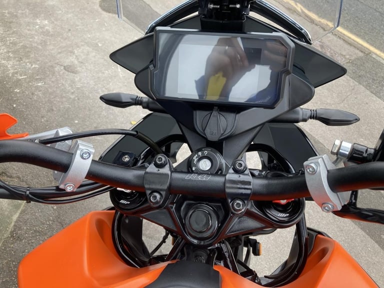 KTM 390 ADVENTURE - 2021 - STUNNING BIKE - ALLOY BASH PLATE - PEGS - BARKBUSTERS