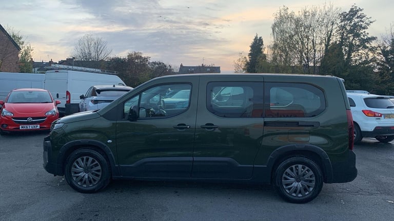 2024 Peugeot Rifter 52kWh Allure Long MPV 5dr Electric Auto (7.4kW Charger) (136 ps) MPV Electric...