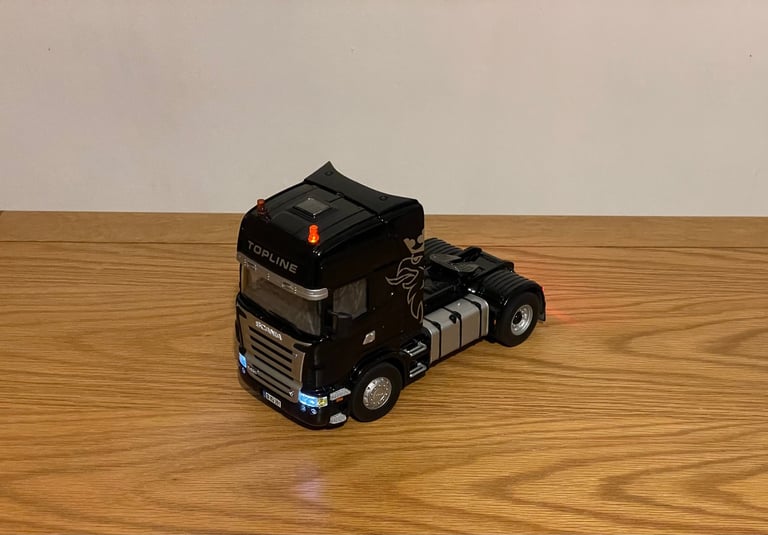 Siku Radio Controlled Scania R-Series truck
