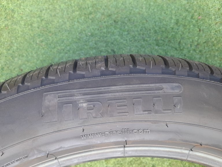 New Pirelli 285 45 21 Tyre  in West London Area