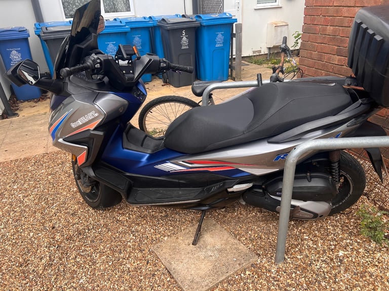 For Sale: Honda Forza 125cc - Stylish, Reliable, and Practical!