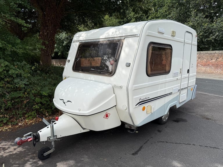 Freedom Jetstream First Class B3526 2012