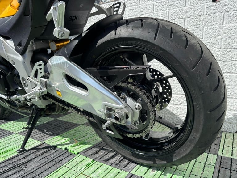 2012 Aprilia Tuono 1100 V4 999 R APRC