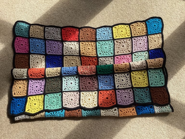 Crochet granny square throw/blanket