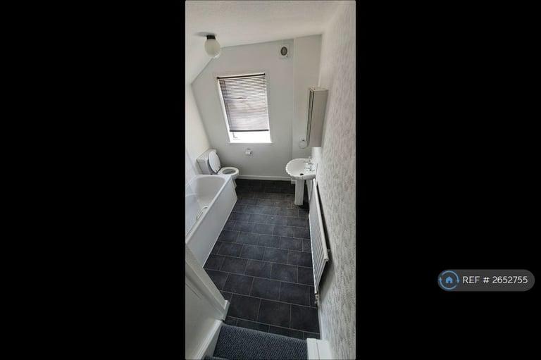 2 bedroom house in Gresty Terrace, Crewe, CW1 (2 bed) (#2652755)