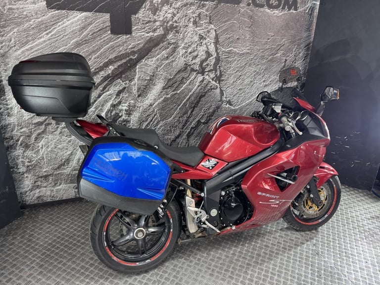 TRIUMPH SPRINT ST 1050 2006