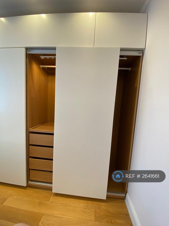 3 bedroom flat in Egerton Gardens, London, NW4 (3 bed) (#2641661)