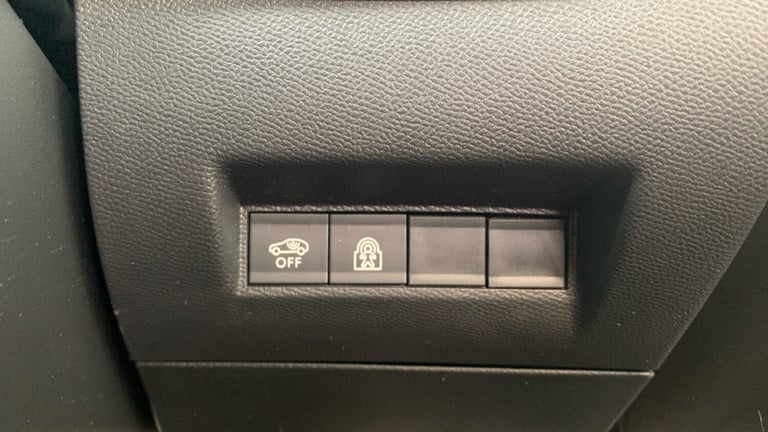 2024 Peugeot 208 1.2 HYBRID GT Hatchback 5dr Petrol Hybrid e-DSC6 Euro 6 (s/s) (136 ps) Hatchback...