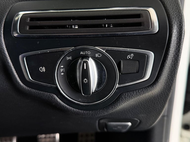 2017 Mercedes-Benz C Class C220d AMG Line 2dr CONVERTIBLE DIESEL Manual