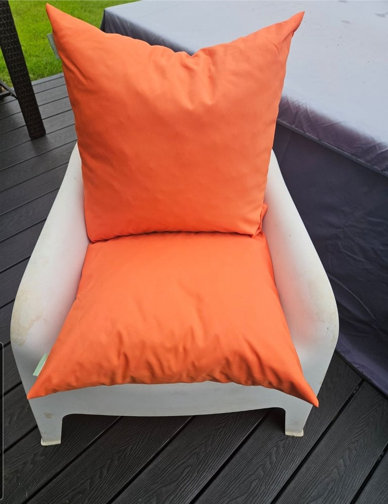 Gardenista Outdoor Waterproof Cushions
