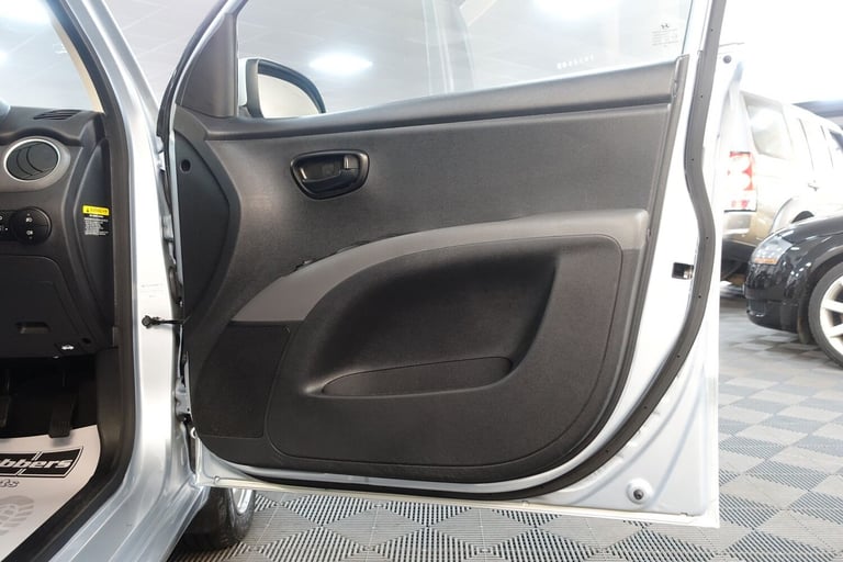 2012 Hyundai i10 1.2 Active 5dr HATCHBACK PETROL Manual