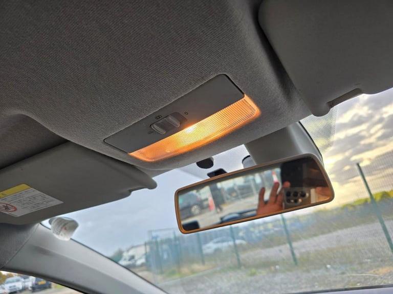 2013 Volkswagen up! 1.0 High up! ASG Euro 6 5dr Hatchback Petrol Automatic