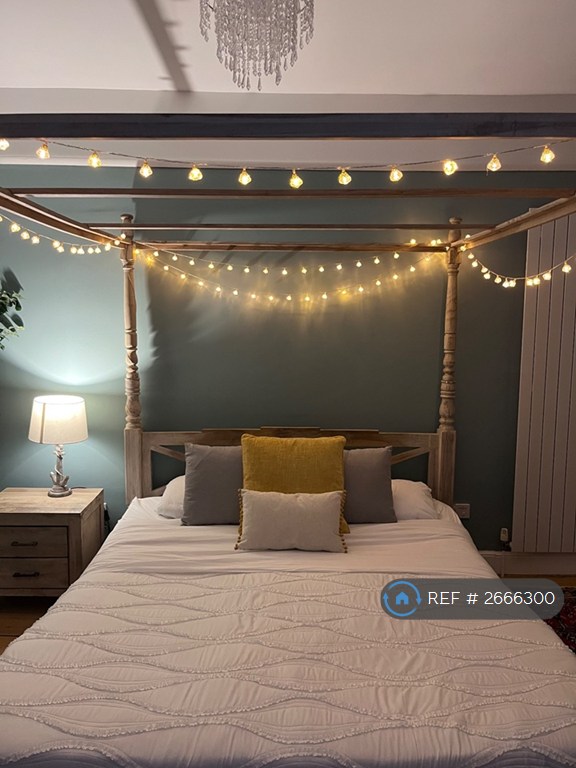 1 bedroom in St Thomas' Street, Weymouth, DT4 (#2666300)