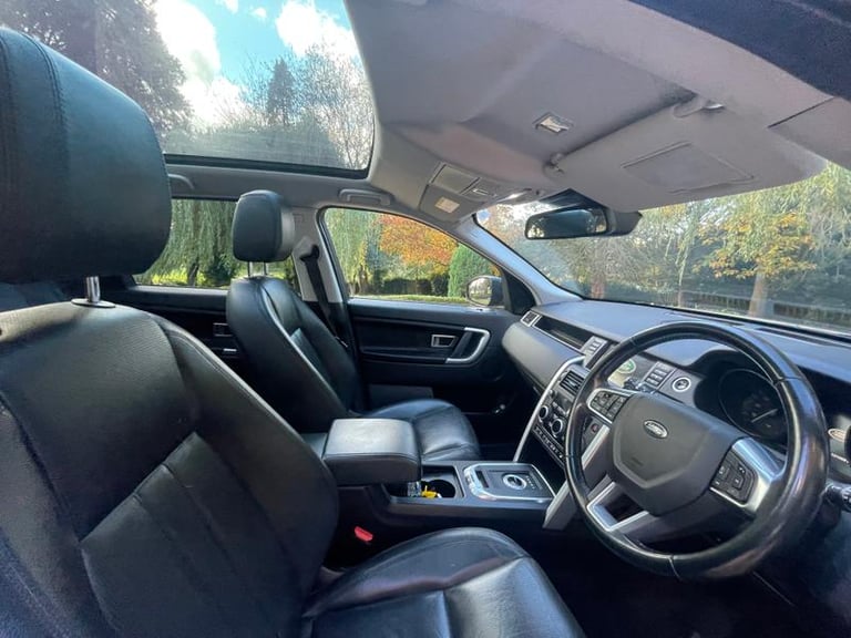 2016 Land Rover Discovery Sport 2.0 TD4 SE Tech SUV 5dr Diesel Auto 4WD Euro 6 (s/s) (180 ps) 7 S...