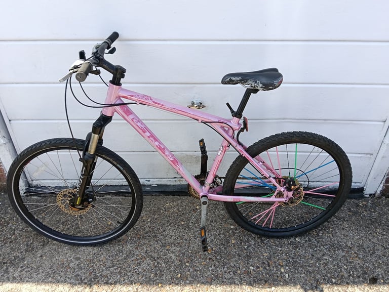 GT avalanche mountain bike, triangle rear frame,many new parts fitted 👍