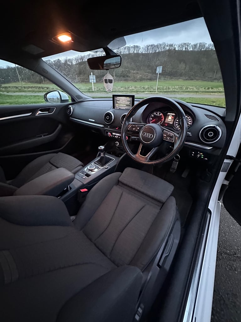 Audi, A3, Hatchback, 2016, Manual, 999 (cc), 3 doors