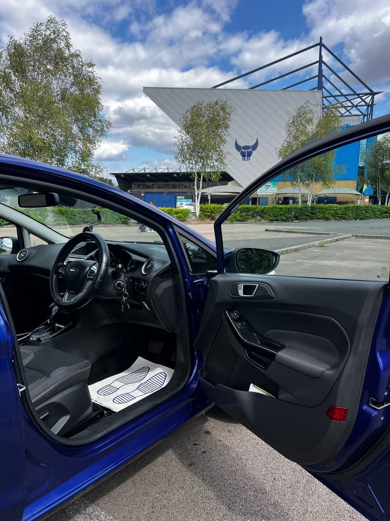 Ford Fiesta 2014 1.6 automatic ulez free 