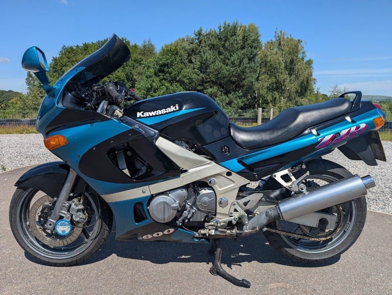 1993 KAWASAKI ZZR600