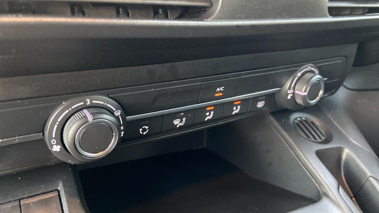 2022 Vauxhall Combo Life 1.5 Turbo D Edition MPV 5dr Diesel Manual 6Spd Euro 6 (s/s) (100 ps) MPV...