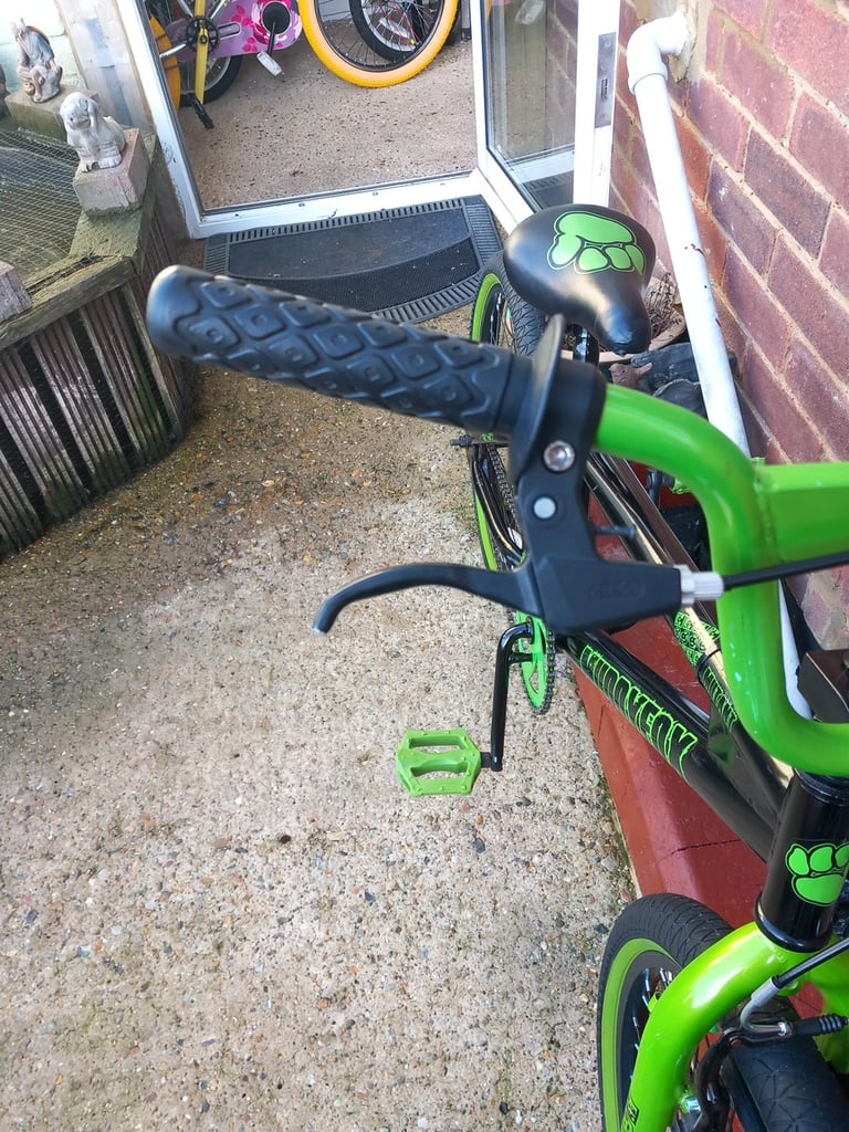 Fully serviced muddy Fox Bmx Bike 20inch Wheels kid's bike 