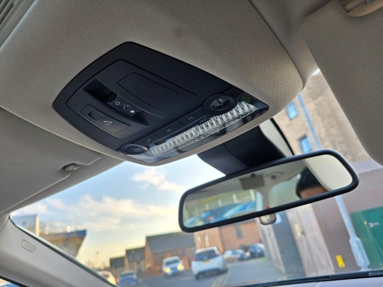 2013 BMW 7 Series 4.4 750Li V8 SE Auto Euro 5 (s/s) 4dr Saloon Petrol Automatic