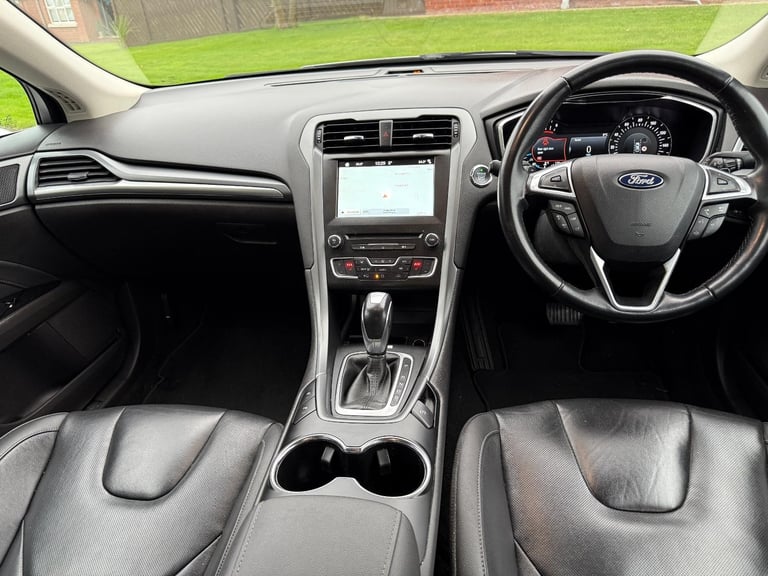 2019 Ford Mondeo 2.0 TDCI TITANIUM / 180 BHP AUTOMATIC *** LOW MILES 