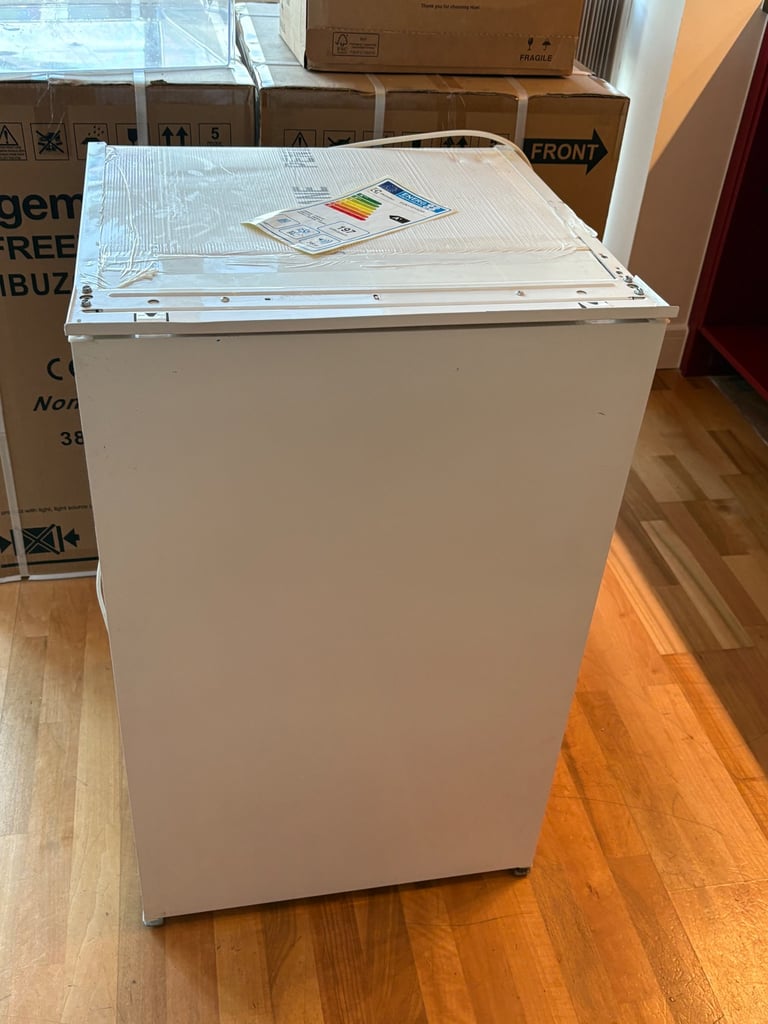 Electrolux EUN1101AOW  54cmx549x87  Low Frost Built-In Single Door Freezer