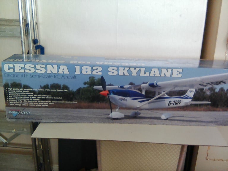 image for Top gun Park flight, Cessna 182 Skylane electric rft, semi scale RC aircraft 