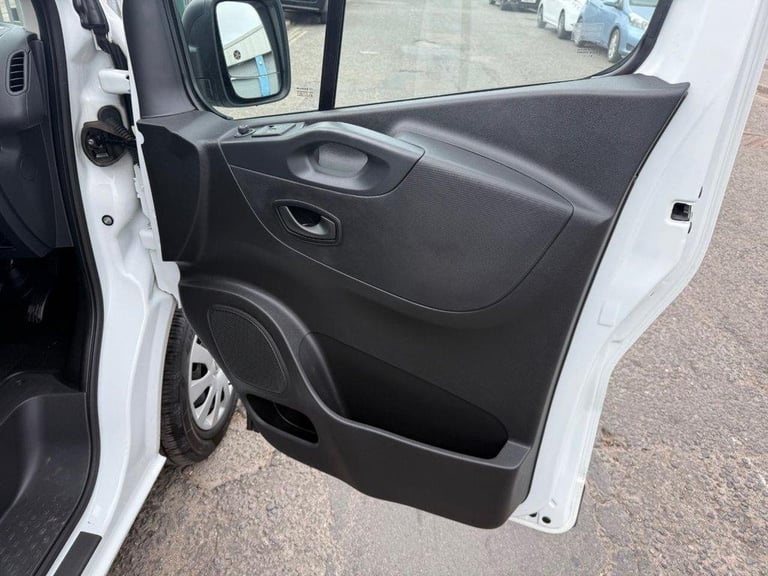 2021 71 RENAULT TRAFIC 2.0 DCI ENERGY 28 BUSINESS PANEL VAN 5DR DIESEL MANUAL SW