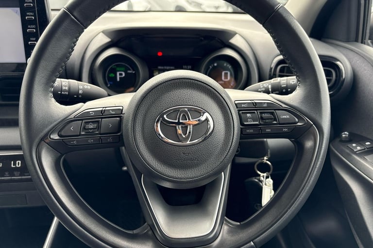 2023 Toyota Yaris 1.5 Hybrid Design 5dr CVT Hatchback Hybrid Automatic