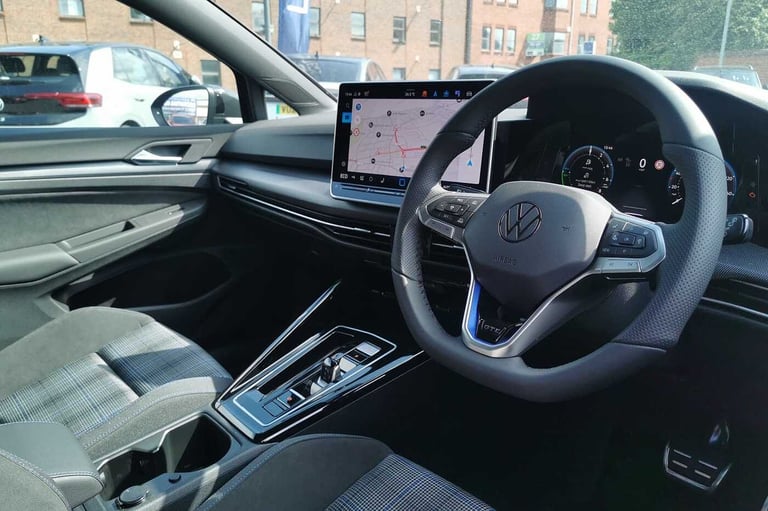 2025 Volkswagen Golf 1.5 TSI 272 GTE eHybrid 5dr DSG Hatchback Hybrid Automatic