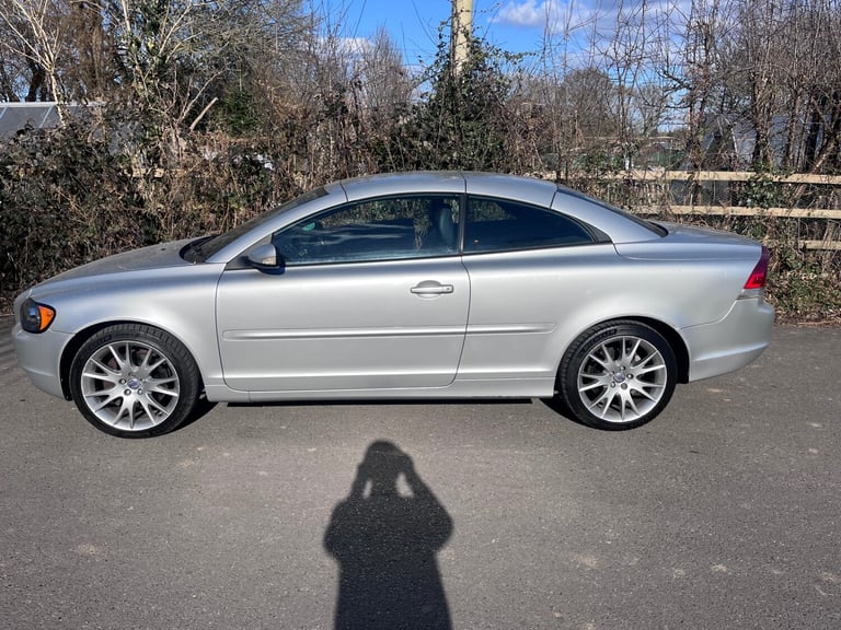 2007 Volvo C70 2.4i SE Lux 2dr Geartronic CONVERTIBLE Petrol Automatic