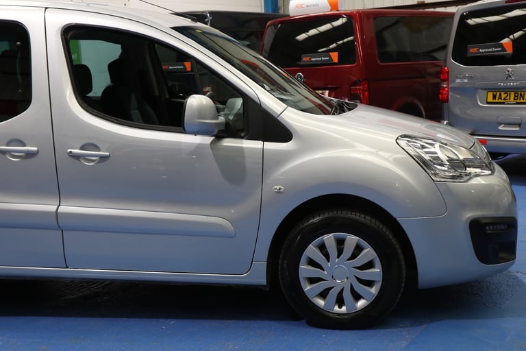 Citroen Berlingo Wheelchair Accessible Mobility Vehicle Winch Ramp Lowered floor