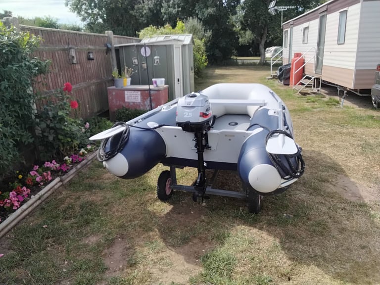 image for Honwave rib with 2.5 hp four strock outbound 