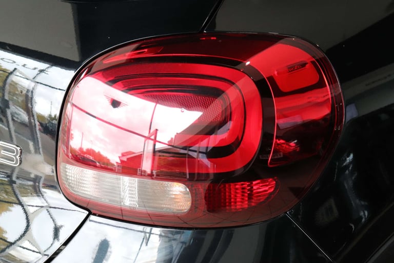 2018 Citroen C3 1.2 PureTech 82 Flair Nav Edition 5dr HATCHBACK PETROL Manual