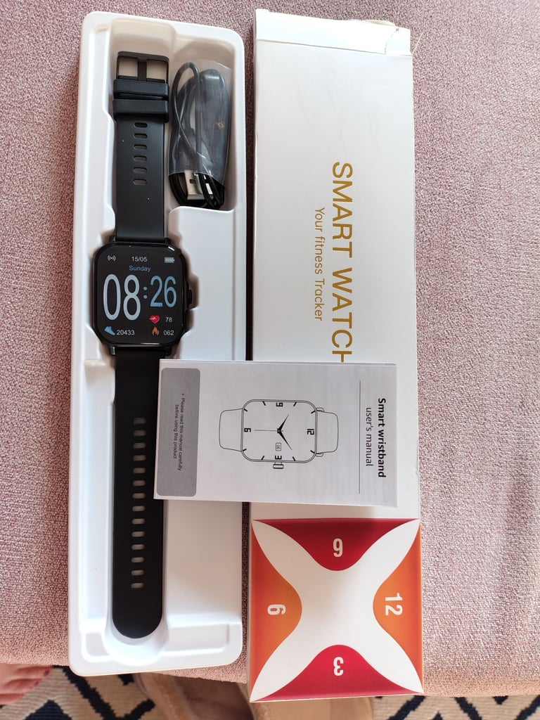 Brand new never used ladies smart watch 