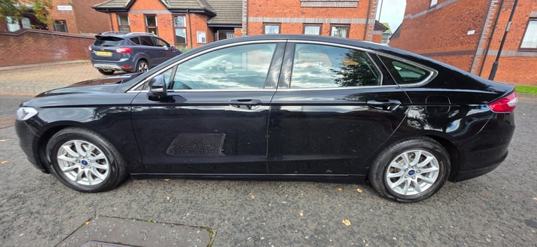 2018 Ford Mondeo 2.0 TDCi ECOnetic Zetec Edition 5dr HATCHBACK Diesel Manual