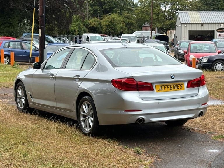2018 68 BMW 5 SERIES 2.0 520D SE SALOON 4DR DIESEL AUTO EURO 6 (S/S) (190 PS) DI