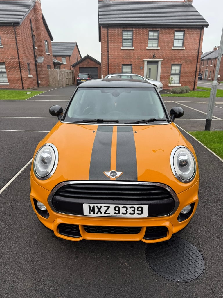 2018 MINI Cooper