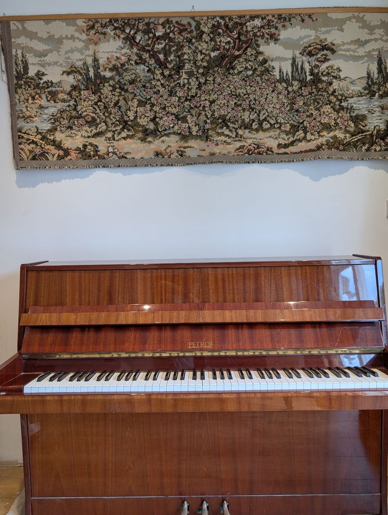 Petrof Upright Piano with Stool, 88 keys, Excellent Condition, 3 Pedals Mahogany