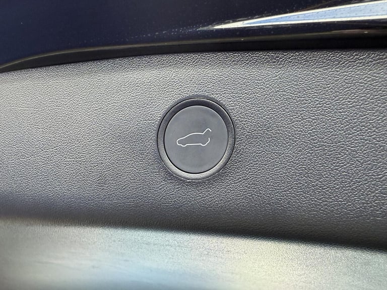 2022 Tesla Model 3 Saloon 4dr Electric Auto RWD (241 bhp) Saloon Electric Automatic