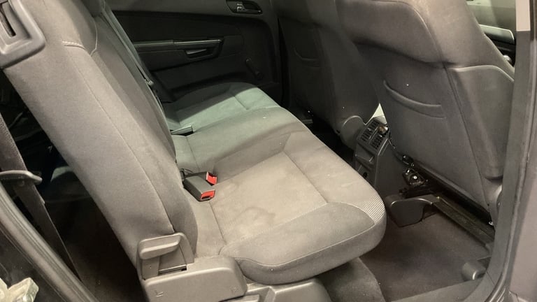 * 60 2011 VAUXHALL ZAFIRA 1.6L + IDEAL FAMILY 7 SEATER + LONG MOT * 