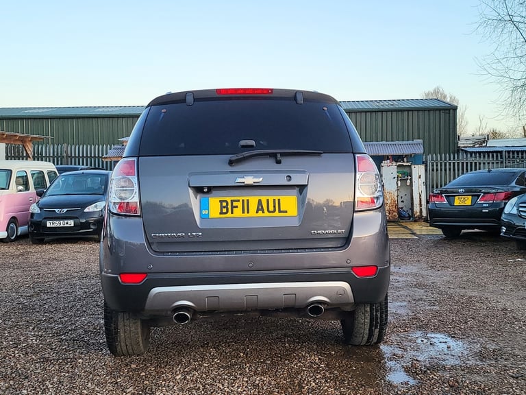 2011 CHEVROLET CAPTIVA 2.0 VCDi LTZ 5 DOOR 7 SEATER AUTOMATIC GREY