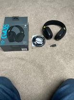 Logitech g435 wireless headset light speed ps5/ps4 and pc