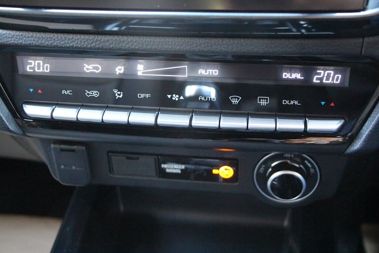 1969 Isuzu D-Max 1.9 TD V-Cross Double Cab Auto 4WD [164] (UNSTOPPABLE V-CROSS £2500+VAT OFF Pick...