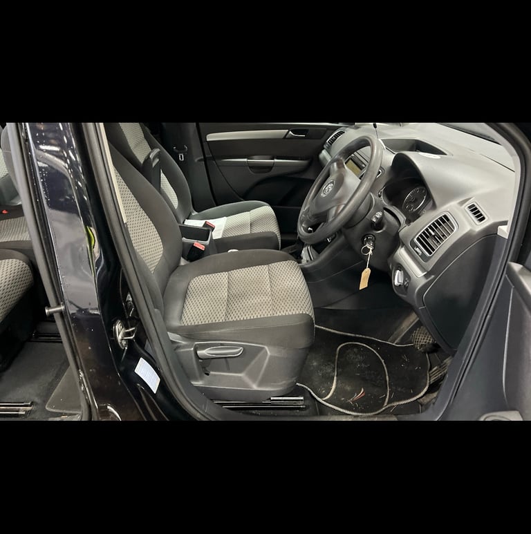 Volkswagen, SHARAN, MPV, 2011, Semi-Auto, 1968 (cc), 5 doors